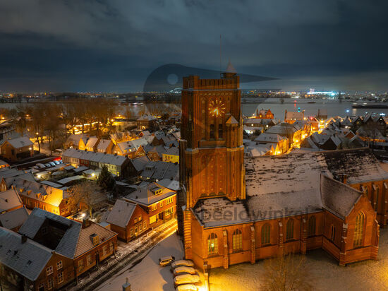 Woudrichem in de sneeuw